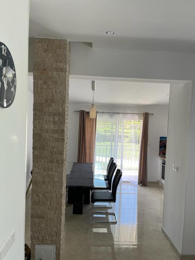 Apartman Nature Zvecanje Eksteriør bilde